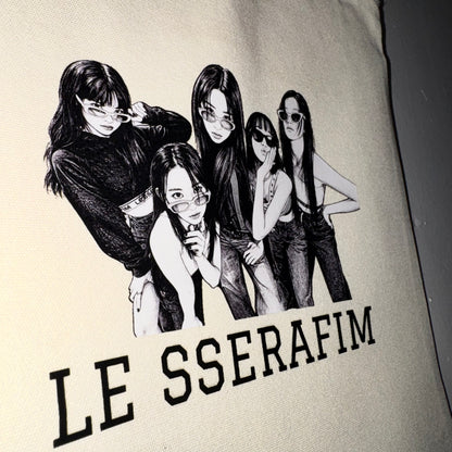 Totebag de LE SSERAFIM